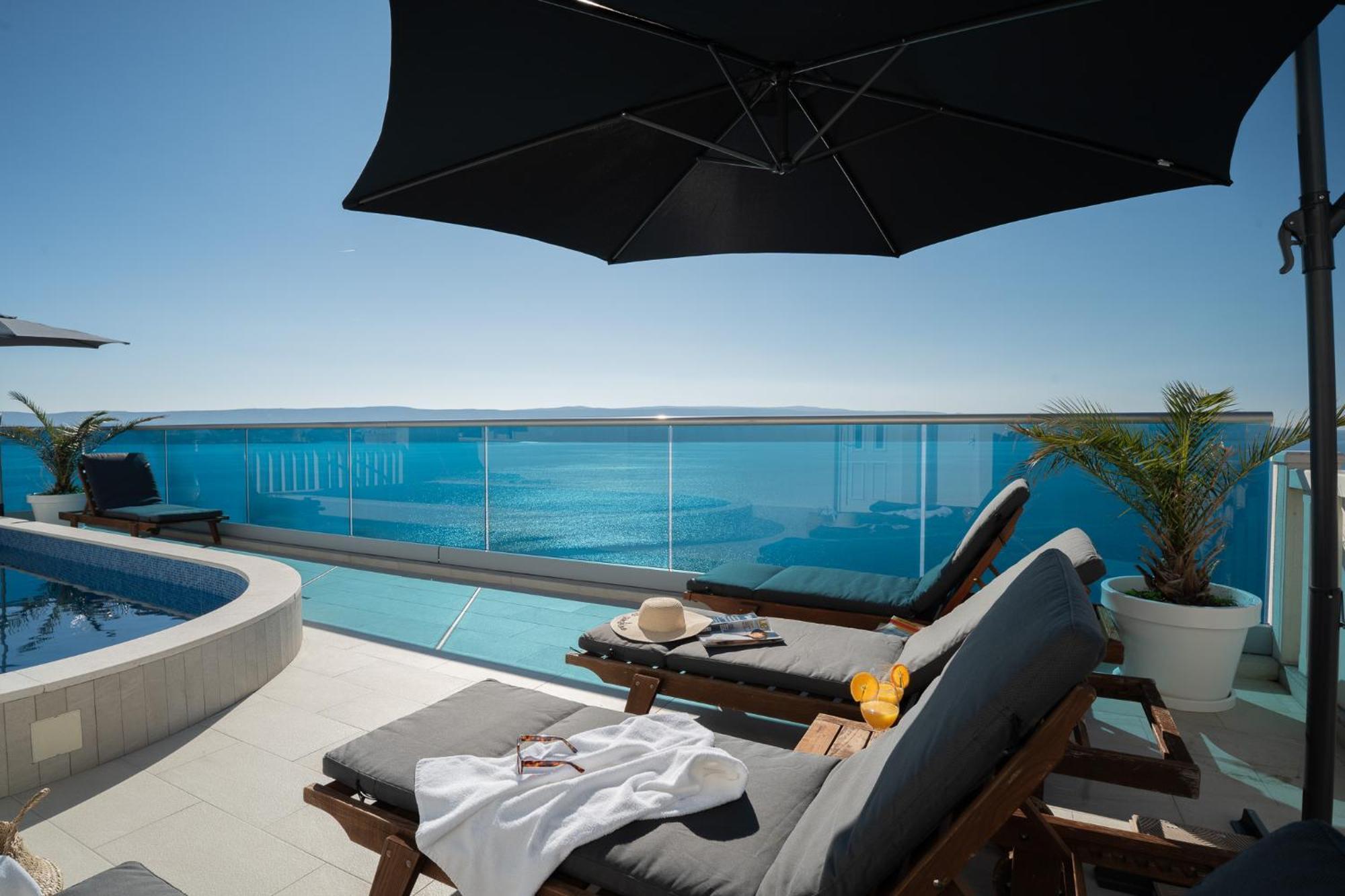 Sunny Hill Apartments With Rooftop Pool Čelina Dış mekan fotoğraf