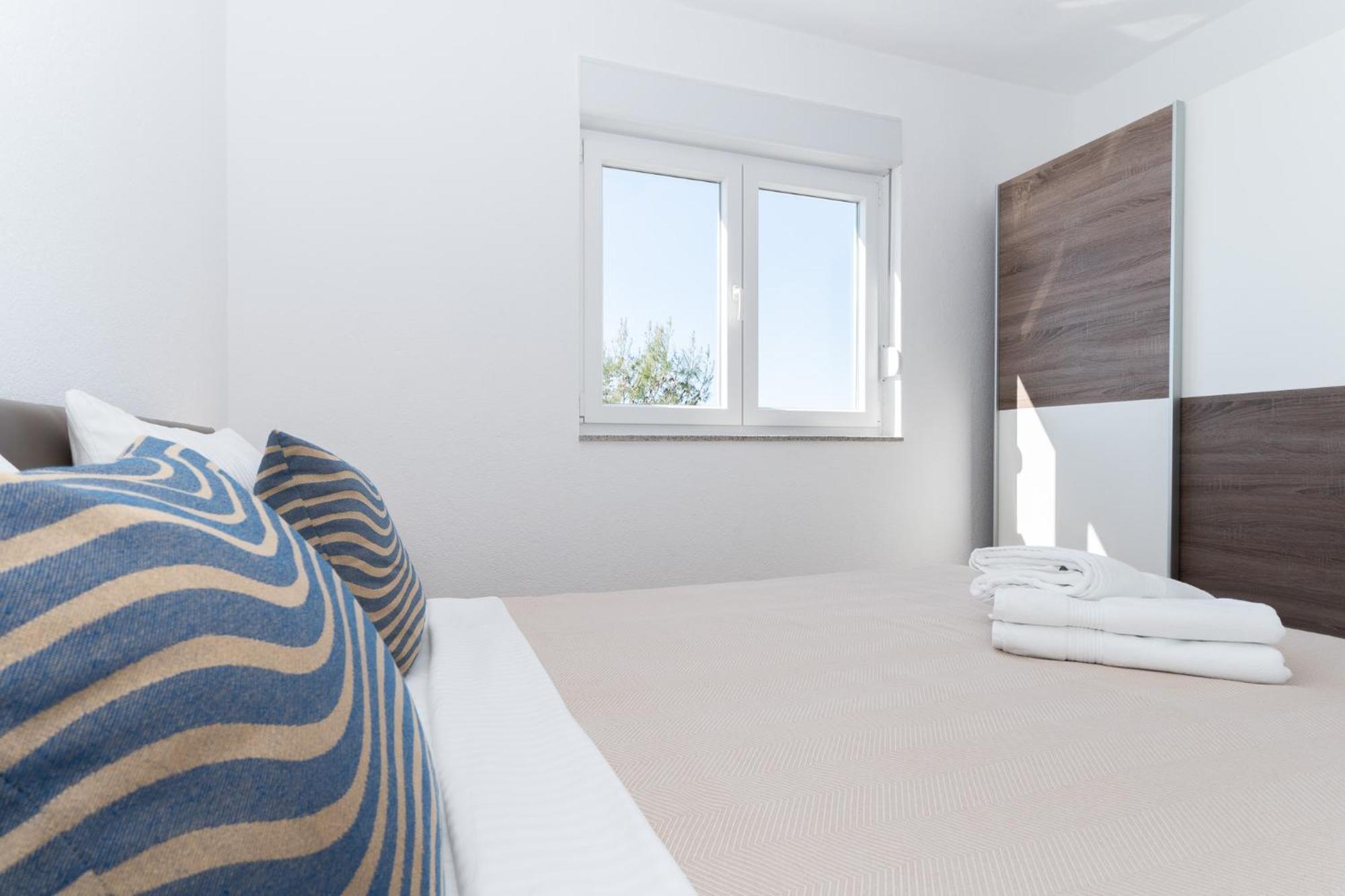 Sunny Hill Apartments With Rooftop Pool Čelina Dış mekan fotoğraf